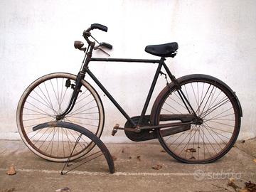 Bici con freni a bacchetta da restaurare
