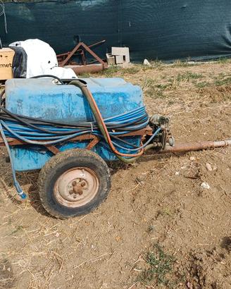 Carrettino con botte