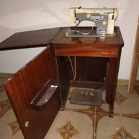 macchina da cucire antica