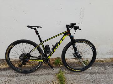 Scott scale taglia M