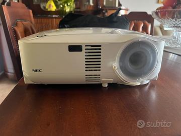 Proiettore NEC