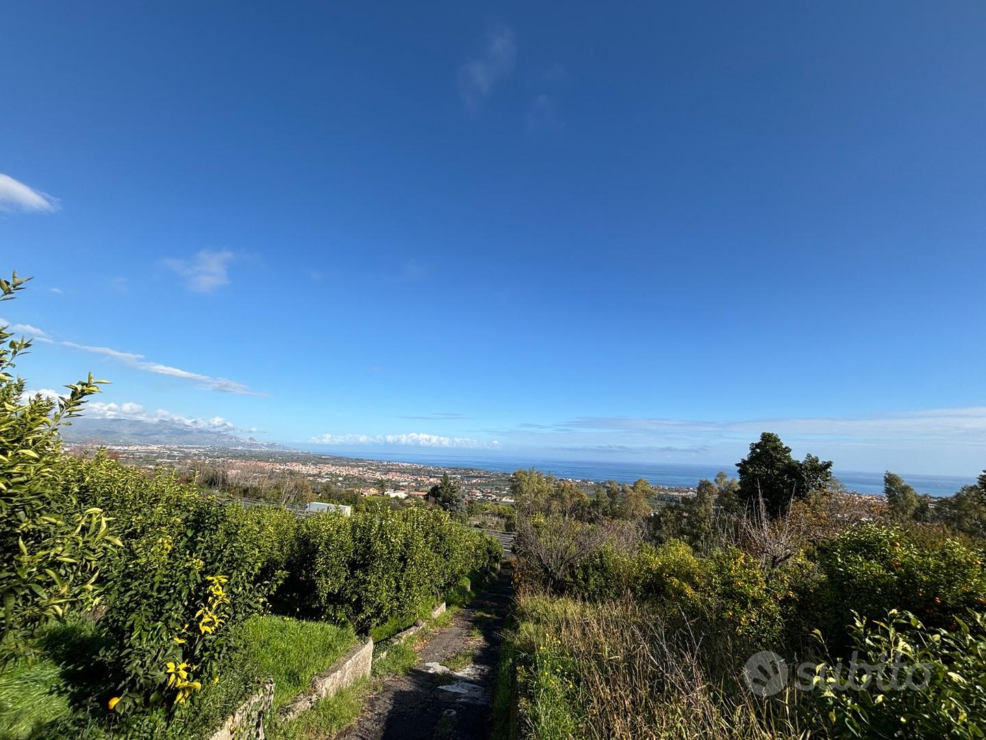 Terreno con edifici - Vista 3