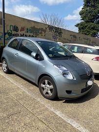 Toyota Yaris 1.0 Benzina - neopatentati
