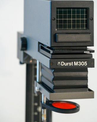 Ingranditore Durst 305 con obiettivo Neonon 50/2.8