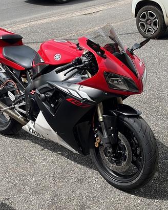R1 2003