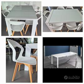 Tavolo  e sedie