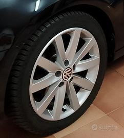 CERCHi 17 ORIGINALi VW/GOMME 4 STAGIONI/COME NUOVI