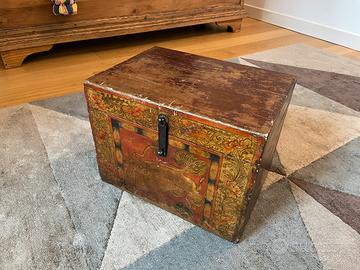 Bauletto in lacca cinese