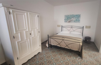 Otranto km 4 dal mare appartamento con cortile