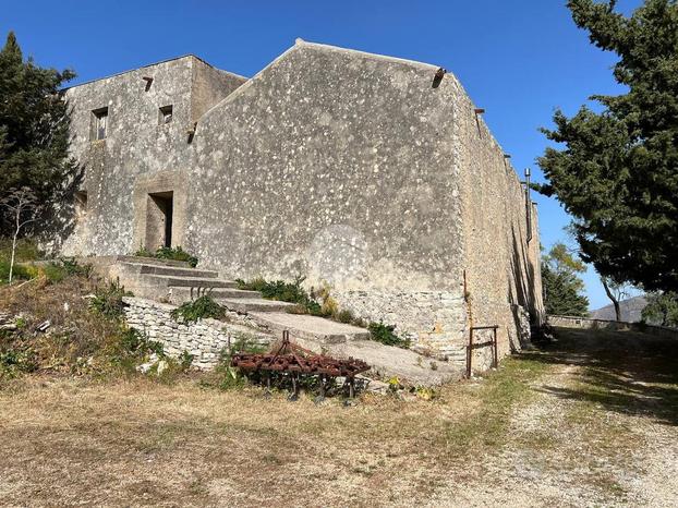 RUSTICO A CASTELLAMMARE DEL GOLFO