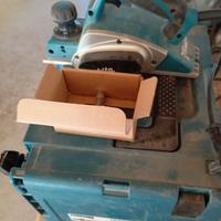 Pialla usata Makita KP0800J