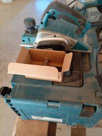 Pialla usata Makita KP0800J