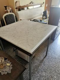 Tavolo antigraffio come nuovo
