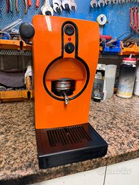 Macchina a cialde tube