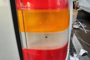 OPEL FRONTERA 2000 - STOP POSTERIORE DESTRO