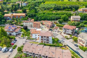 CASA INDIPENDENTE A LAVAGNO
