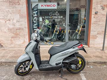 Piaggio Carnaby Cruiser 300