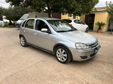 Opel corsa c 2005