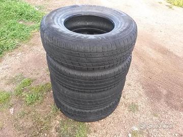 Gomme 235 75 15 30X9.5r15