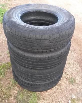 Gomme 235 75 15 30X9.5r15