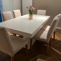 Tavolo laccato allungabile