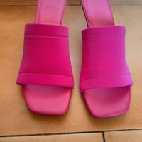 Sandali donna con tacco basso