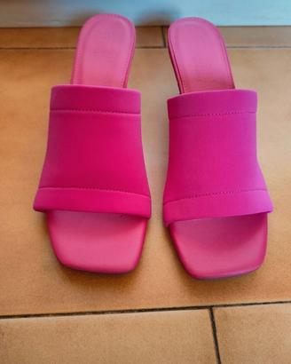 Sandali donna con tacco basso