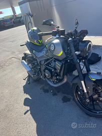 Benelli leoncino 250