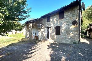 RUSTICO A PAVULLO NEL FRIGNANO