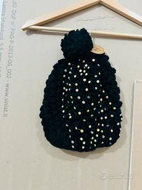 Cappello lana con strass