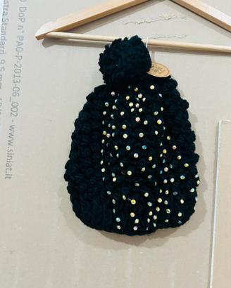 Cappello lana con strass