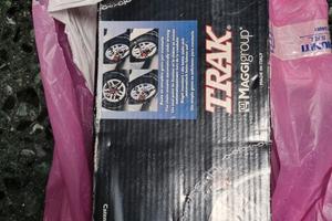 Catene da neve esterne "auto non catenabili"