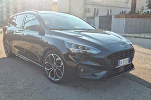 Ford Focus St Line x