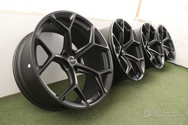 Cerchi in lega Audi RS Q8 23 ORIGINALI 4M8601025CM