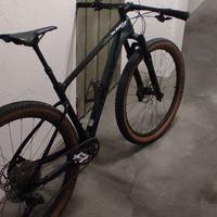 GIANT XTC Advanced 29 3 M Carbon/Balsam Green 