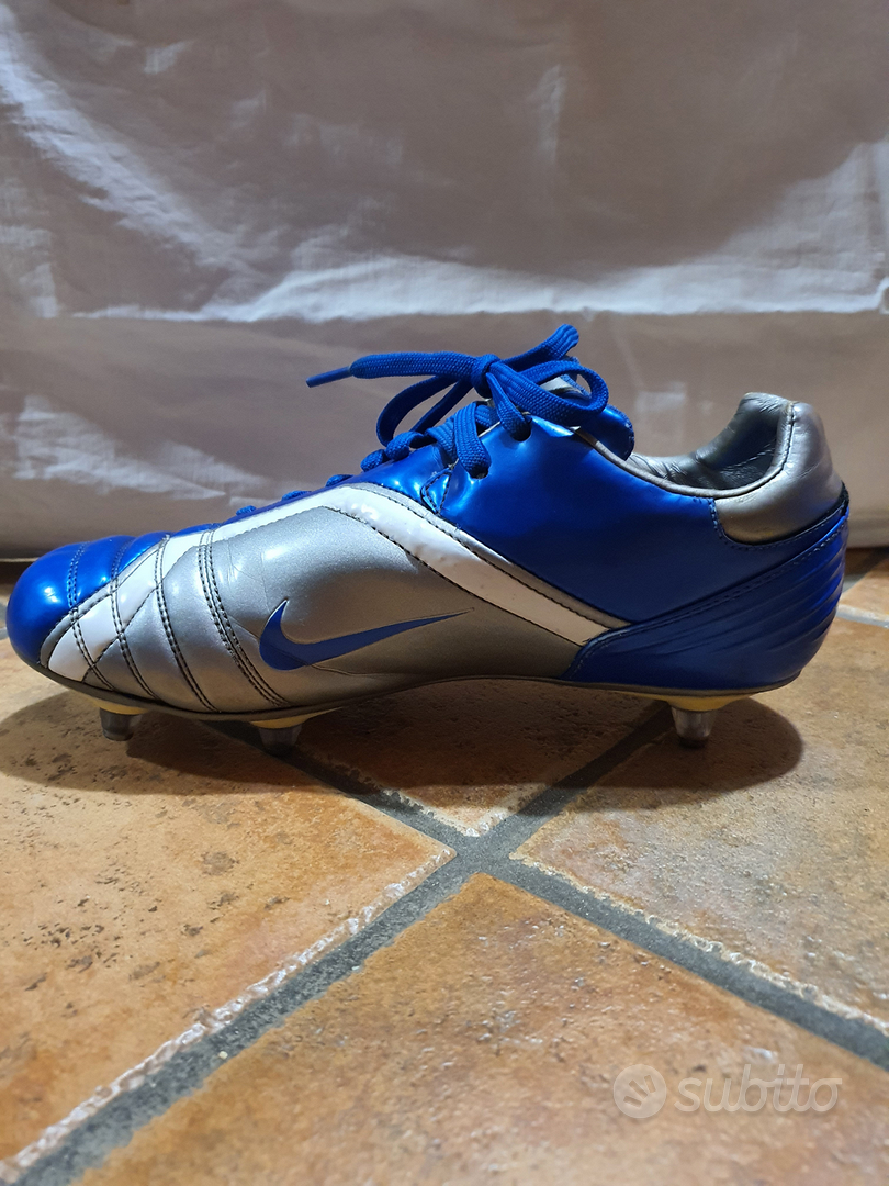 Scarpe da calcio nike hotsell anni 90