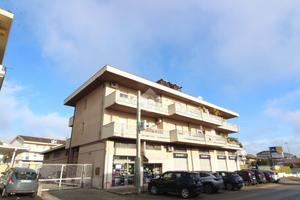 4 LOCALI A SPOLTORE