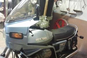 Moto Guzzi 1000 SP