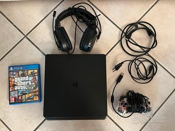 PS4  500 GB 200€ (prezzo trattabile)