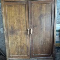Armadio d’epoca in LEGNO  MASSICCIO