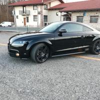 Audi TT 2.0 TFSI 211 cv S-line bellisima
