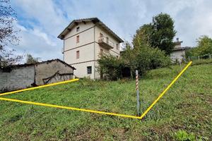 Bifamiliare con accessori