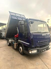 EUROCARGO 75E18 CON GRU E RIBALTABILE TRILATERALE