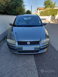 fiat stilo 1.4 anno 2004 benzina
