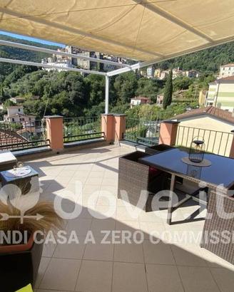 Appartamento di 96 m² con 4 locali e box auto a Am