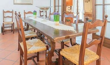 TAVOLO FRATINO PER SOGGIORNO O TAVERNA O GIARDINO 