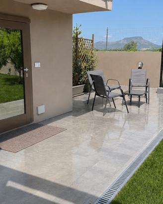 Open space 60mq con patio e giardino privato