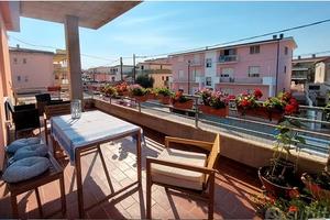 Appartamento a La Caletta zona centrale