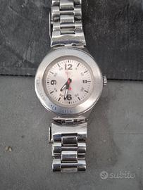 funzionante. orologio. raro. 