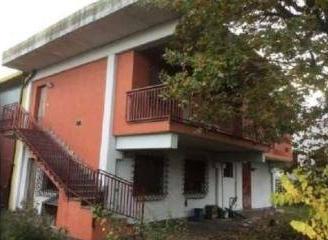 Immobile in asta di 341 m² a Casarile